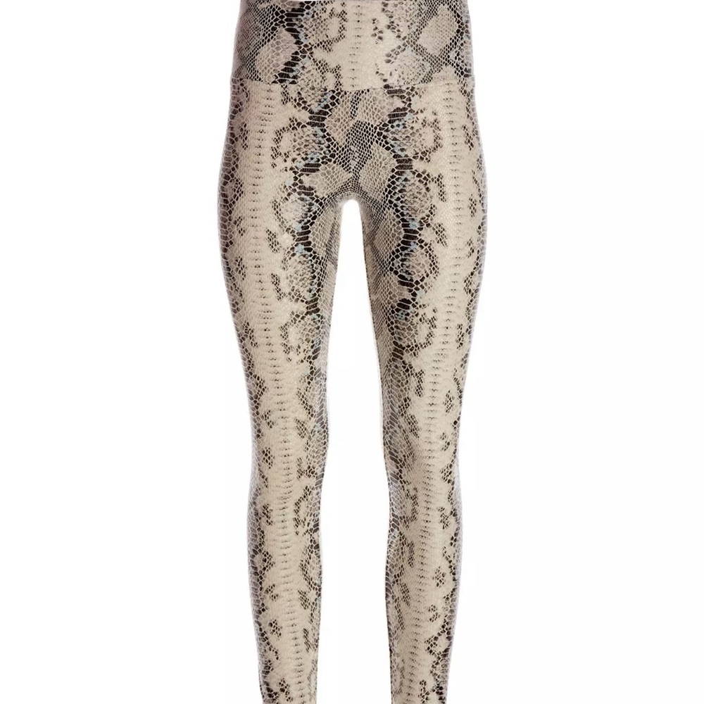 Size L snake print faux-leather legging. high-rise waist legging